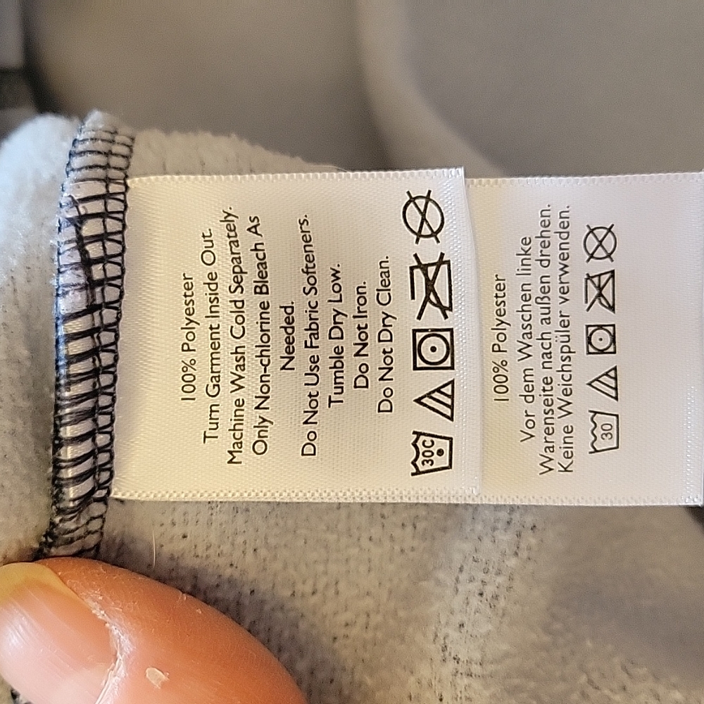 Fleece pullover - Picture 7 of 9